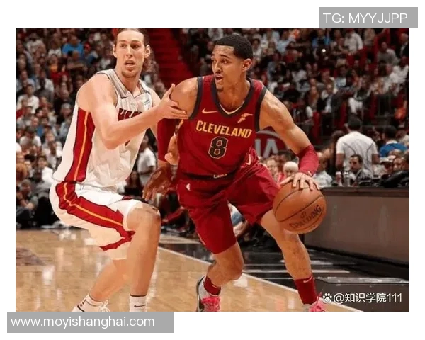 乔丹克拉克森的篮球生涯与成就解析:从新秀到全明星的辉煌历程